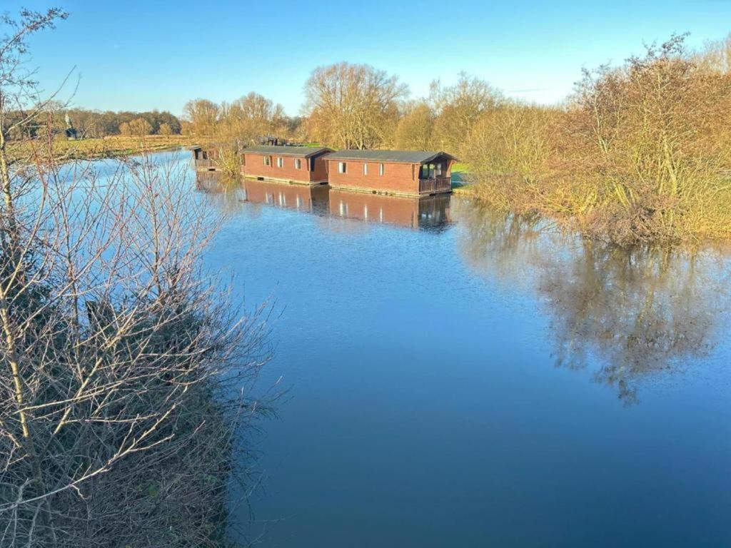 Hickling Broads Lodge Houseboat Stalham Kültér fotó