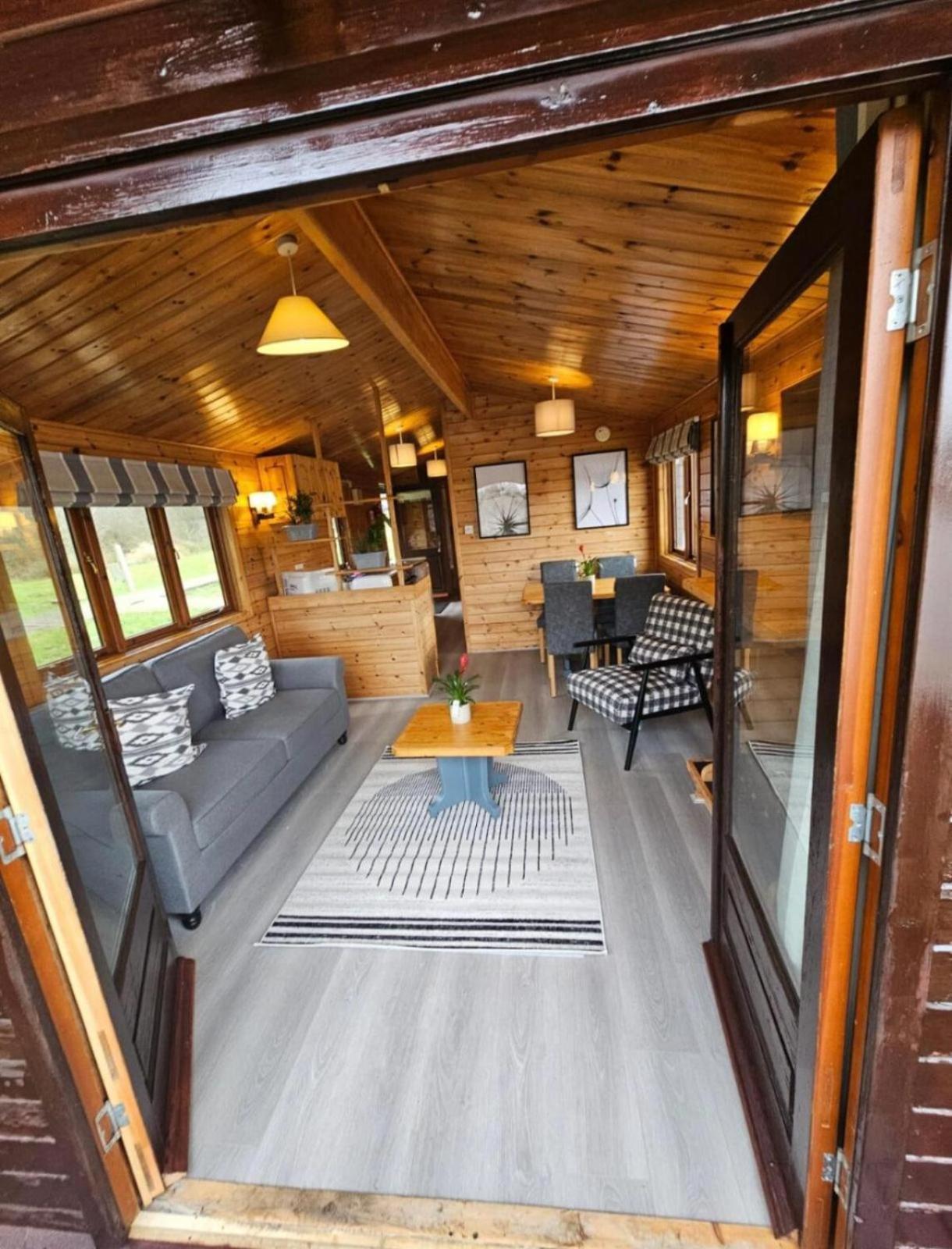 Hickling Broads Lodge Houseboat Stalham Kültér fotó